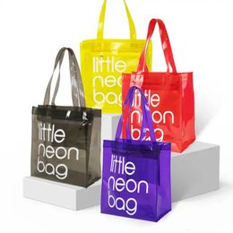 200pcs Luxury Plastic Transparent Color Color Clear Jelly Pvc Neon Beach Bag Sac Personnalisé Cadeau de magasinage Cadeau néon Sacs 240504