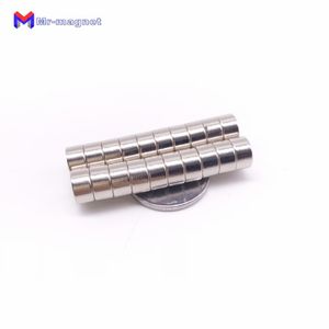 Aimants de réfrigérateur Imanes de Nevera 50pcs Strong Rare Earth Ndfeb Magnet 10 x 4 mm Neo Neodymium N50 Craft Model Disc Feutte de disque 10 * 4 mm