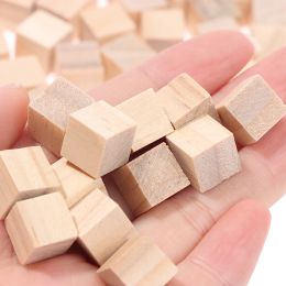 200 % Onvoltooide blanco mini -diy houten vierkante blokken 1 cm houten massieve kubussen voor houtwerk ambachtelijk kinderen speelgoed puzzel maken materiaal