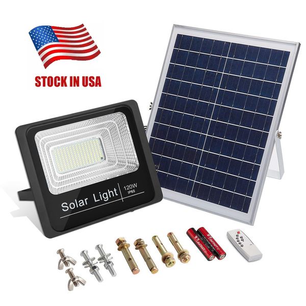 Stock aux États-Unis - Extérieur étanche IP65 100W 120W Solar FloodLight Stadium Solar Garden Light Outdoor Landscape Lawn Lamp LED Flood Light