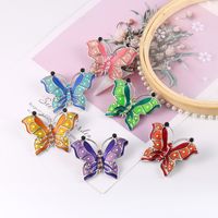 2020 Varumärke Assorted Colors Red Blue Pink Purple Green Emaled Butterfly Brosch Pins