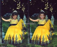 2020年は言ったマハマドの素敵な黄色と黒のアップリケの花の女の子の服を着た床の床の長さの女の子のページェントガウンの最初の聖体拝領のドレス