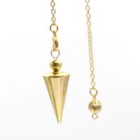 10 unids de moda geométrica pendiente piramide metal Muchos colores Péndulo para Dowsing Link Cadena Charm Jewelry