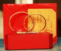 Pulseira de design 316l tit￢nio a￧o amor pulseira pulseira de pulseira de parafuso pulseira de parafuso pulseira de parafuso de j￳ias de luxo de rosa de prata dourada com conjunto de caixas