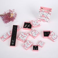 [DDisplay] Issey-Art-Rosa unregelmäßige Geometrie Schmuckkasten, Trend-Ring-Geschenk-Kasten, besondere Schmuckkasten für Halskette, Festival-Anhänger Anzeige