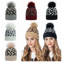 Leopard Pom Pom Шапочки зимы женщин теплые трикотажные Hat Bonnet Pom Beanie Мода Knit шапки Шерстяные шапки 9 цветов HHA1504