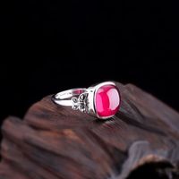 925スターリングシルバー天然石赤コランダム/エメラルドグリーンリングルビーカラー宝石栓バタフライリングの女性ファインジュエリー
