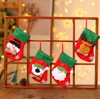 Sacs Bas de Noël Mini cadeau de Noël en tissu Felt Arbre de Noël Sock bonbons sac de rangement fêtes de Noël Fournitures Sac de Noël Décorations