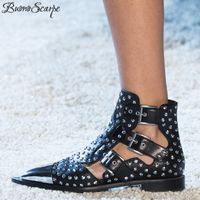 2020 летних женщин заклепки ботильоны ботинки ремня пряжка вырезать черные короткие сапоги металлические заостренные носки панк стиль модный бренд плоская обувь