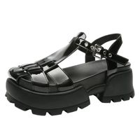 Летние черные сандалии платформы патентные кожаные туфли на каблуках ретро кореналистые сандалии пряжки панк туфли вскользь женские туфли гладиатор