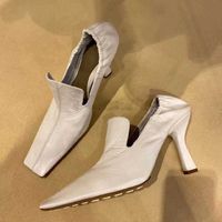 2020 Весна Женщины Одноместный обувь кожа Квадратный носок пятки Упругие женщин насосы Марка Дизайнерская обувь Женская партии Heels