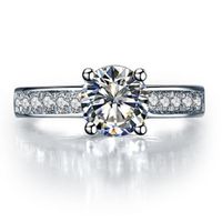 Anello in argento sterling femmina 1CT Brand Engagement anello per le donne NSCD simulata Diamond 4 Prongs impostazione 18 carati in oro bianco placcato