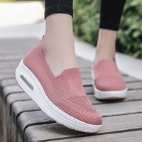 A pedal set foot lazy thick-soled increased air cushion sports shaking shoes new fly woven mesh breathable casual women's shoes 35-42