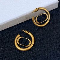 2022 Fashion Hoop Pendientes Mujer Pendiente Pendiente Joyería Diseñador de lujo Pendiente de oro con collares de caja Hoops 21071302R