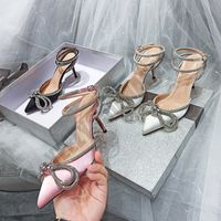 2020 Sommer 9 cm High Heels Point-Toe Sandale Mode Bogen mit Diamant Hohlkleid Schuhe Ferse Schuhe Sandalen Neue europäische Mode