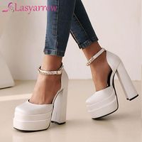 Compre al por mayor Zapatillas Negras Rojas Zapatos Tacon Grueso de bajo  precio \u0026 de calidad con envío gratuito | Es.DHgate