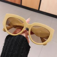Óculos de sol 20221 Oversized gato olho para mulheres retrô elegante gradiente preto amarelo sol óculos femininos grandes óculos