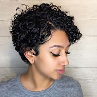 ModernShow Kısa Peruk Kabarık Kıvırcık Makinesi İnsan Saç Peruk Kısa Tam Peruk 8 Inç Siyah Brezilyalı Remyhuman Saç Peruk Siyah Kadınlar Için