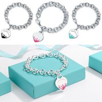 Link Bracelets con la joyería colgante del corazón Logo pulsera de lujo para mujer cadena en la mano de plata esterlina moda día de san valentín regalos de Navidad regalos de Navidad.