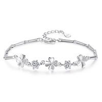 Gåva Kvinnors Blomma Armband Koreansk Lucky Four-Leaf Clover Diamond Armband