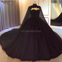 2022 Vestidos de novia negros reales con envoltura Sweetheart Lace Crystal Bead Robe de Mariee Custom Hecho de boda árabe B0310