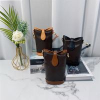 22 Famous designer luxury fashion wallets Bucket bag Classic lady Shoulder Bags leather Cylindrical mini handbag With box letter p2176
