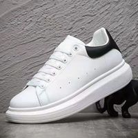 Dorywczo buta mody projektant butów małe białe buty skórzana koronka platforma ponadgabarytowa podeszwa sneaker czarny męskie damskie luksusowe jogging aksamitny zamszowy rozmiar 35-46 z pudełkiem