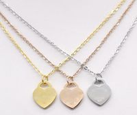 Nuevo diseño único de mujer Joyería de titanio Acero de titanio excelente Calidad Collar collar T Heart Love Collares GD1181