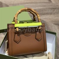 2021 Luxury Designers Lady small belt Slub cowhide Tote Letter Purses Zipper Cover Coin Fashion Quilting Clutch Bags Handbags Interior Compartment Diana a16