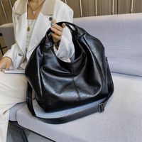 حقائب اليد الجلدية بسيطة المرأة نصف القمر أكياس قدرة كبيرة المتشرف حقيبة التسوق جودة لينة بو حقيبة كروسبودي عارضة الكورية الإناث
