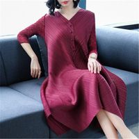 Casual Dresses 2021 Spring Women&#039;s Loose Large Size Miyak Folds Long Fashion Temperament Elegant Mother Dress1
