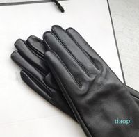 Mode- Frauenhandschuhe Echtes Leder Winter Warme Flusen Frau Weiche Weibliche Pelzfutter Hochwertige Handschuhe
