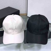 Мужчины и женщины Sun Роскошный дизайнерская шапка универсальная крышка весной, лето, осень зима черная белая мода бейсбол