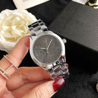 Marke Quarz Armbanduhr für Frauen Mädchen Kristall Große Buchstaben Metall Stahlbanduhren M118
