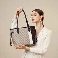 여자 가방 새로운 2021 유럽과 미국의 패션 다재다능한 텍스처 인쇄 토트 패션 어깨 대용량 핸드백