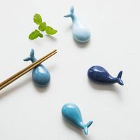 箸4個高品質クジラEl Chopstick Pillowセラミックレストラン日本の食器類人性青いサポート卸売