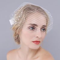 Bridal Veils Simple Sweetheart Blusher Wedding Veil Cute Beading Mesh Pearl Headdress For Travel Studio Po Prop O920