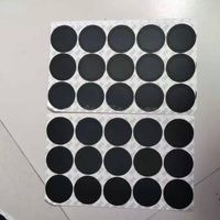 Runde schwarze Gummi-Untersetzer-Pad Selbstklebende Tasse Bodenaufkleber für 15Oz 20Oz 30 Unzen Becher schützende rutschfeste Pads 4751CY28