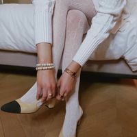 Yeni Tasarımcı G Mektubu İpek Çorap Tekstil Moda Sıcak Tayt Seksi Dantel Lady Çorap Hollow Küçük Çiçek Örgü Ince Kadınlar Kişiselleştirilmiş Siyah Beyaz
