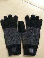 2021ニットグローブクラシックデザイナー秋ソリッドカラーヨーロッパとアメリカの手紙カップルミトン冬のファッション5本の指の手袋
