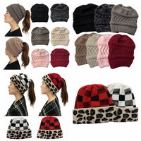 겨울 여성 니트 모자 따뜻한 양모 모자 숙녀 두개골 비니 솔리드 여성 야외 포니 테일 모자 Cyz3452