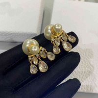 Designer Luxury Pearl Crystal Pendant Earring for Woman Design Jewelry Gold Color Stud Pin Attached High Quality Ear Embellish