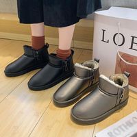 Botas de cuero de cuero para mujeres 2021 Versión coreana de estilo de invierno más calzado de terciopelo Zapatos de algodón plano espeso