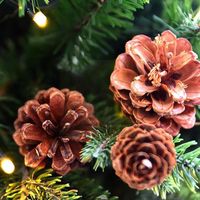 装飾的な花の花輪10ピース自然松のコーンの装飾乾燥人工装飾ホームホリー枝の花クリスマスベリーレッドセント