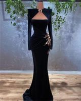 Elégante Velvet Noir Mermaid Pal Party Robes 2022 Cristal Ploits Train de Since Soirée Longues Manches Longues Soirée Occasion Robes Robe de Soirée Femme