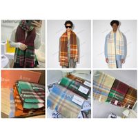 SACRFブランドのカシミア冬スカーフデザイナーにきび毛布スカーフ女性タイプ色市松模様のタッセル模造LJ200915ビーニー