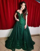 2021 Sexig Dark Hunter Green Aftonklänningar Overkirts Off Axel Keyhole Lace Appliqued Crystal Beads Prom Dress Party Wear Custom Red Carpet Grows