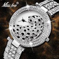 Relojes de pulsera Missfox Luxury Woman Watch Sliver Color Glamoroso Three Mano Movimiento de cuarzo con bisel de diamante Reloj impermeable