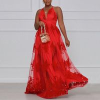 Повседневные платья плюс размер 4XL 5XL красное платье спагетти ремешок V шеи с бедным снимкой длиной с высоким талией длиной вышивка с вышивкой Элегантная вечеринка вечеринка