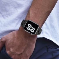 Spor Askısı Apple Watch Band 6 SE 5 4 44mm 40mm Silikon Nefes Kemer Bilezik IWatch Watchband Serisi 3 2 1 38mm 42mm Çift Renk Tasarım
